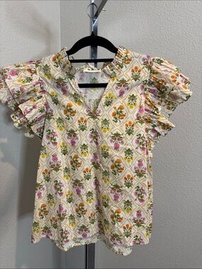 entro Floral Ruffle Short Sleeve Top in White with Pink, Orange & Green